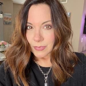 Meet your Posher, Traci